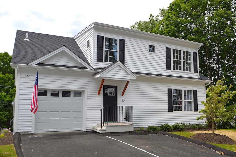 Sold $560,000 • Co-Listing Agent