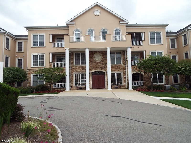 1108 Clinton Ln, Rockaway, NJ 07866 - photo 1