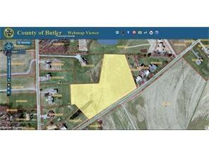 Property lines highlited.