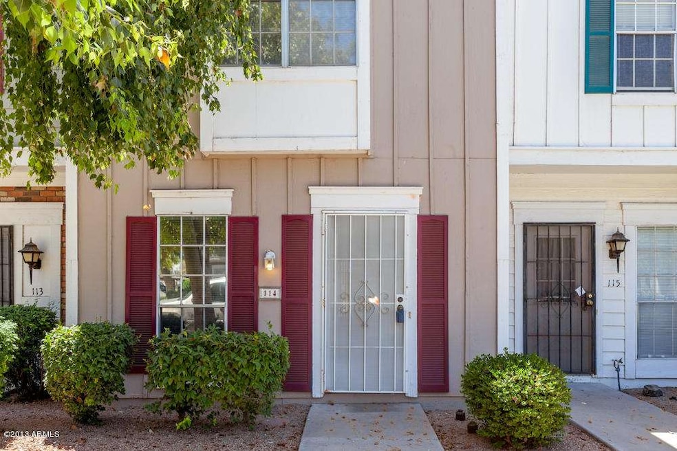2 Bedroom Condo for sale 01 Front