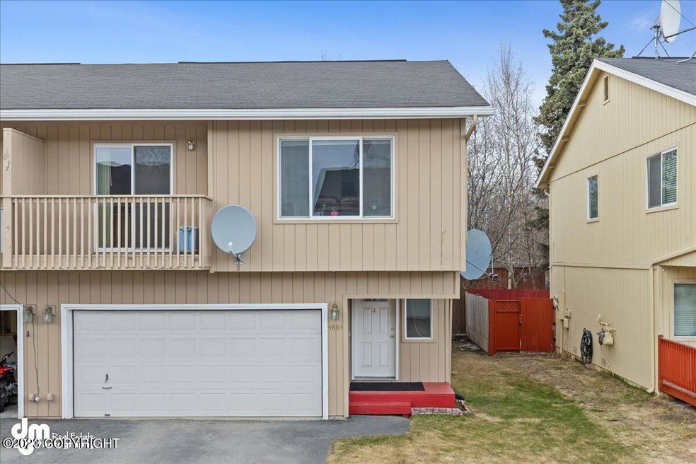 01-Exterior Front-DW-8249