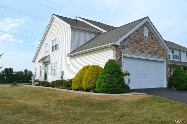 288 Park Ridge Dr, Easton, PA 18040 - photo 1