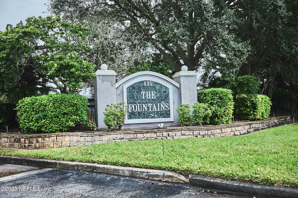 Ponte Vedra Fountains 43