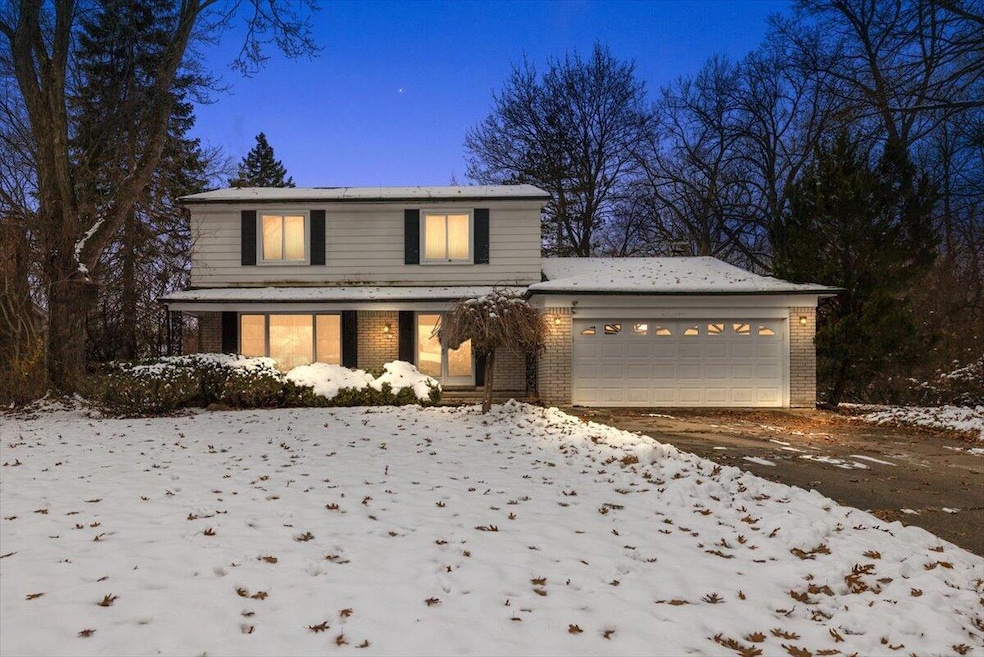 18971 El Dorado Place, Lathrup Village, MI 48076 - photo 1