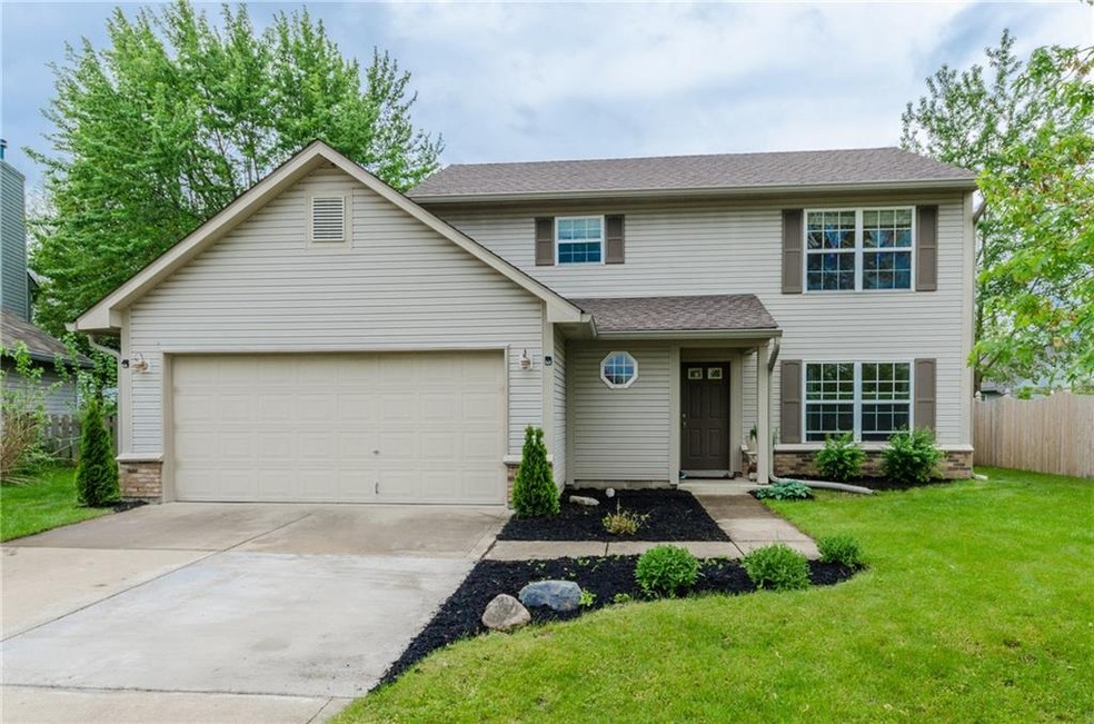 9743 Greystoke Ct, Fishers, IN 46038 - photo 1