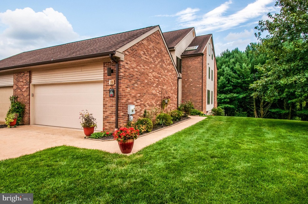 10 Laurel Ct, Wilmington, DE 19808 - photo 1