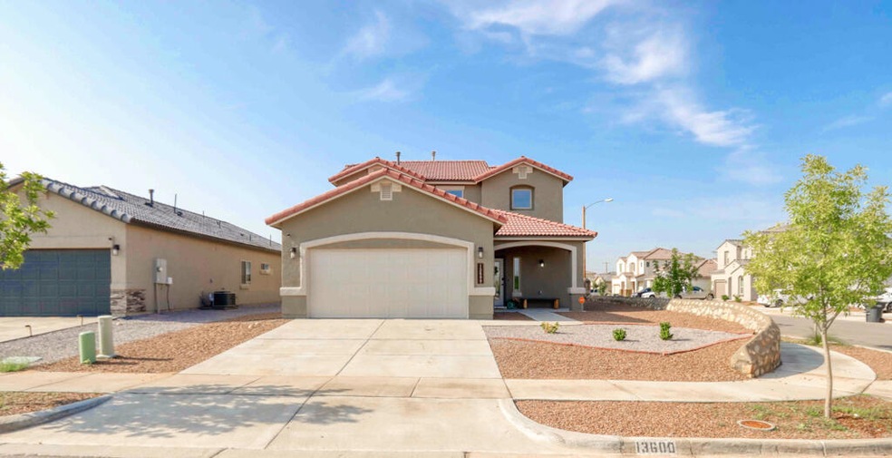 13600 Blackburn Ave, El Paso, TX 79928 - photo 1