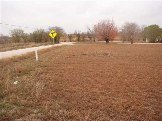 2001 E French Ave, Temple, TX 76501 - photo 1