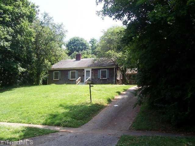 1862 Runnymede Rd, Winston Salem, NC 27104 - photo 1