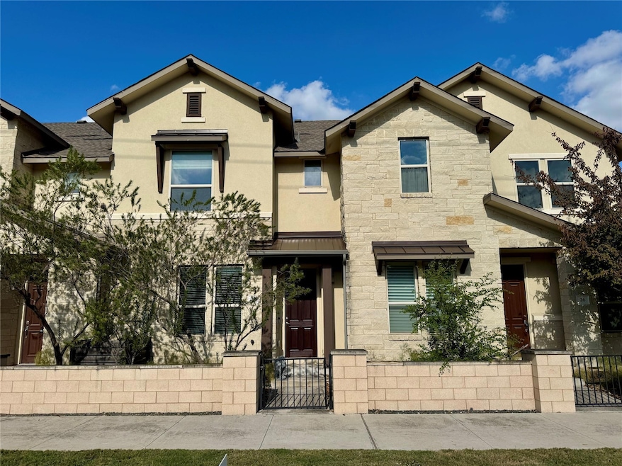 6814 E Riverside Dr unit 25, Austin, TX 78741 - photo 1