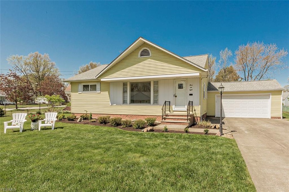 Welcome home to 368 E. 280th... A real GEM!