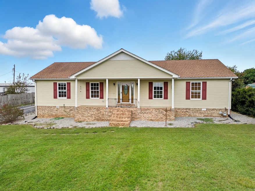 1021 Maple Grove Rd, Lafayette, TN 37083 - photo 1