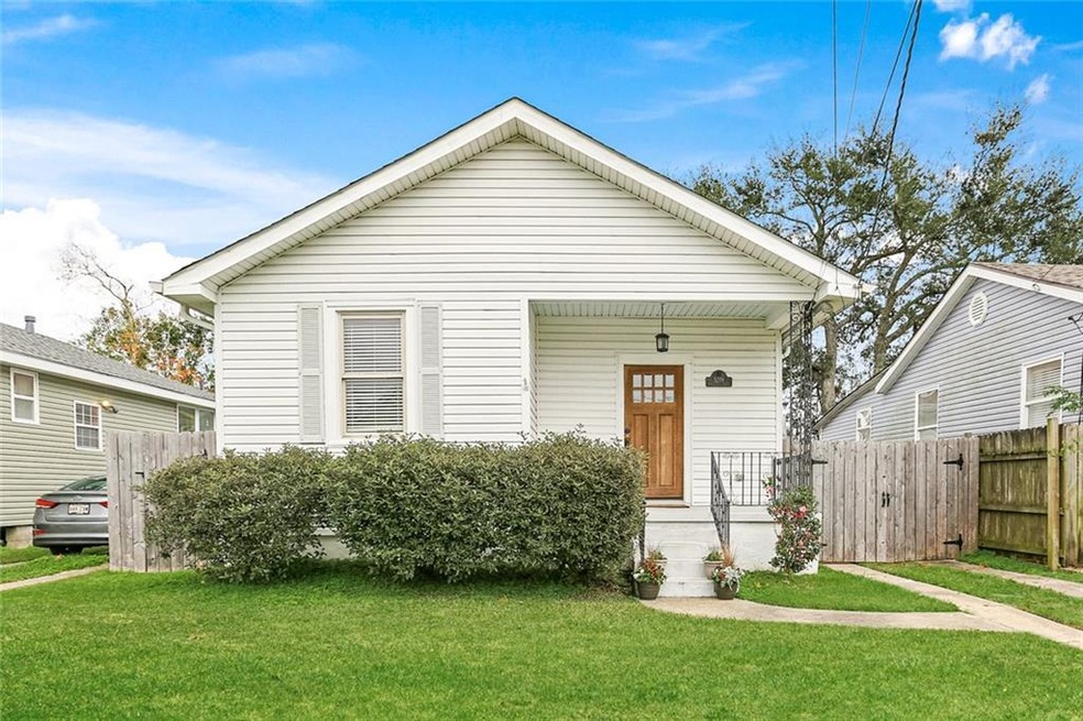 5219 Mandeville St.,New Orleans LA 70122