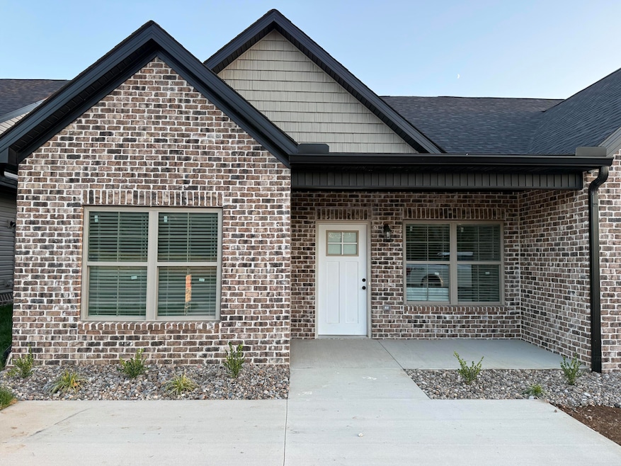 834 Ridgewood #4 Dr, Berea, KY 40403 - photo 1