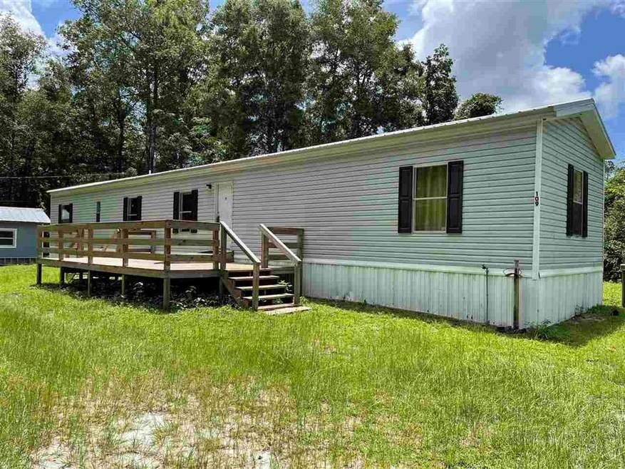 109 Fontaine Cir, Crawfordville, FL 32327 - photo 1