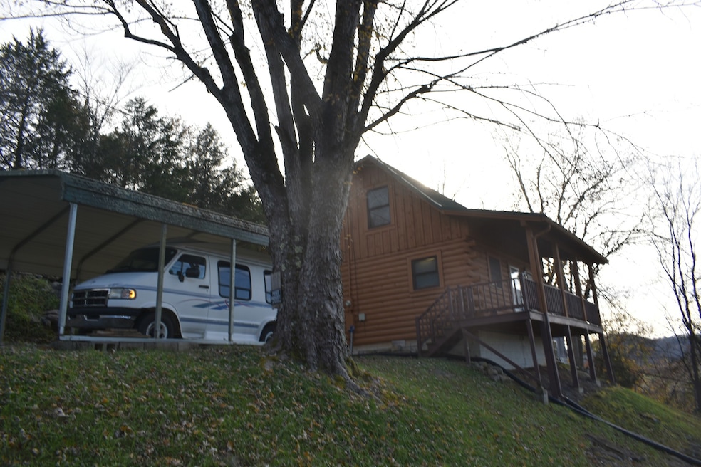 4755 Medley Amonette Rd, Buffalo Valley, TN 38548 - photo 1