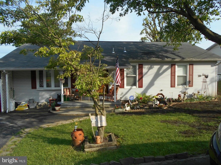 225 Cheney Ave, Harpers Ferry, WV 25425 - photo 1