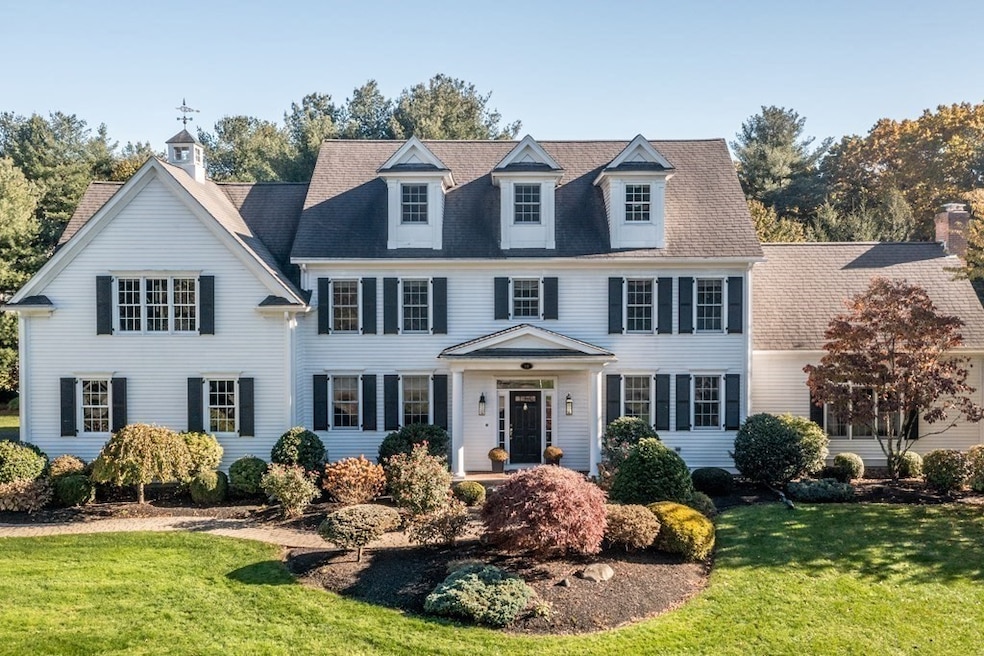 10 Spruce Ln, Sudbury, MA 01776 - photo 1