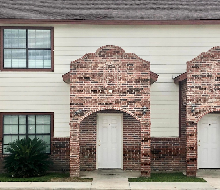 For Rent $1,250/month