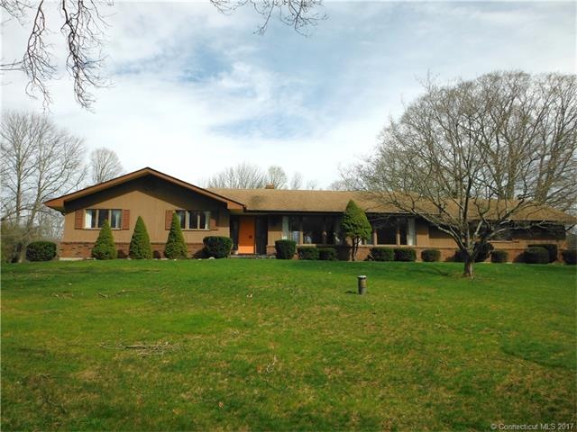 135 Case St, Norwich, CT 06360 - photo 1