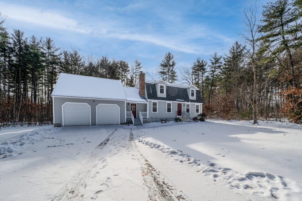 4 Standish Cir, Litchfield, NH 03052 - photo 1