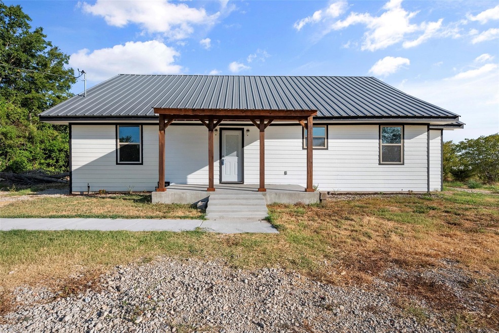 372 SW County Road 1005, Corsicana, TX 75110 - photo 1