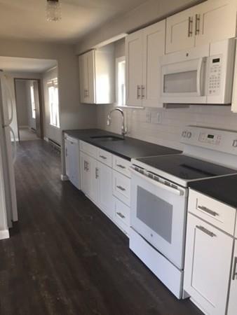 11 Silver Birch Ln, Kingston, MA 02364 - photo 1