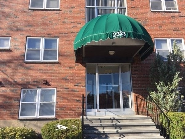 2323 Washington St unit 1-6, Newton Lower Falls, MA 02462 - photo 1