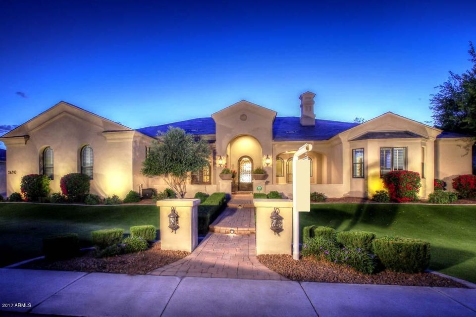 Night-Front View-NS