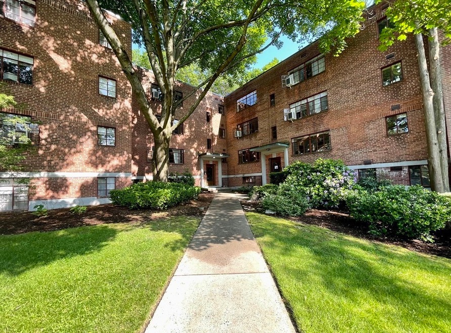 110 Evans Rd unit 3, Brighton, MA 02135 - photo 1