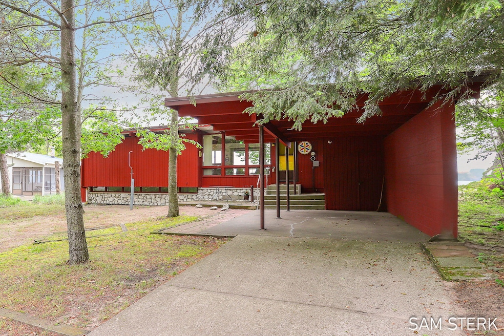 7611 Margaret Ave.