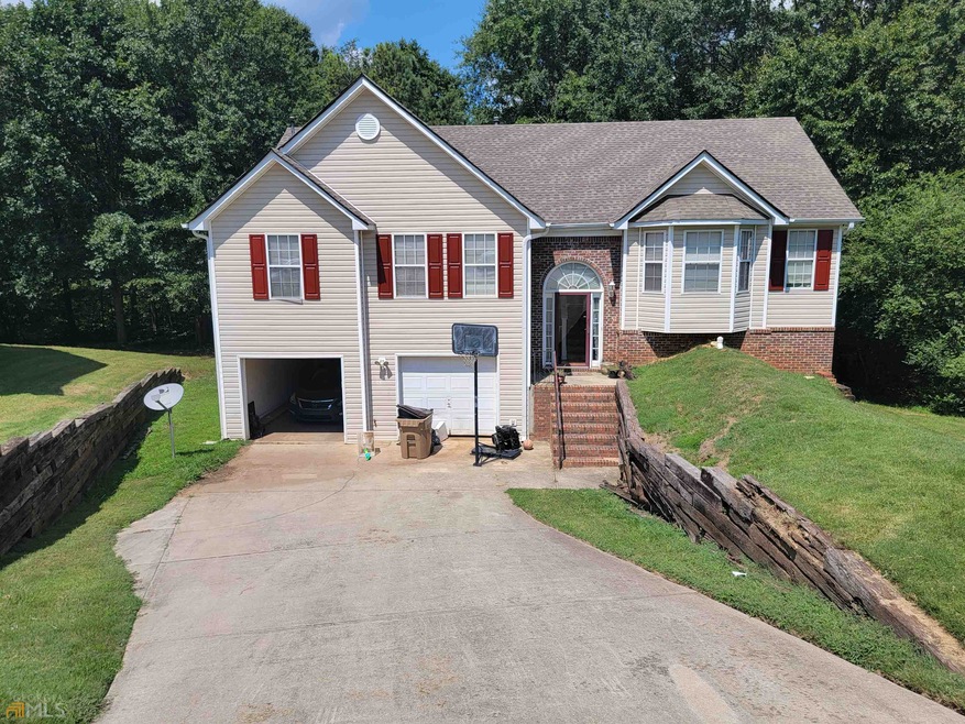 9491 Whaleys Lake Ln, Jonesboro, GA 30238 - photo 1