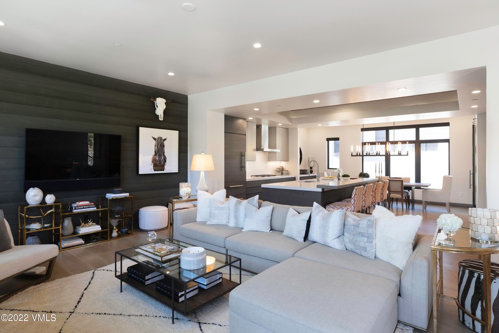 basecamp_1a_interior_living_b