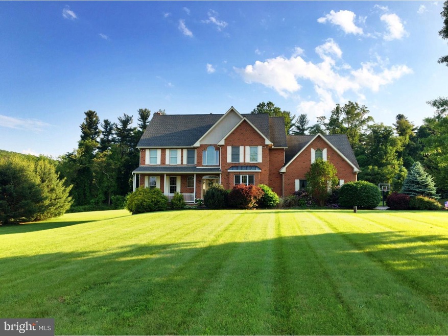 129 Grandview Rd, Boyertown, PA 19512 - photo 1