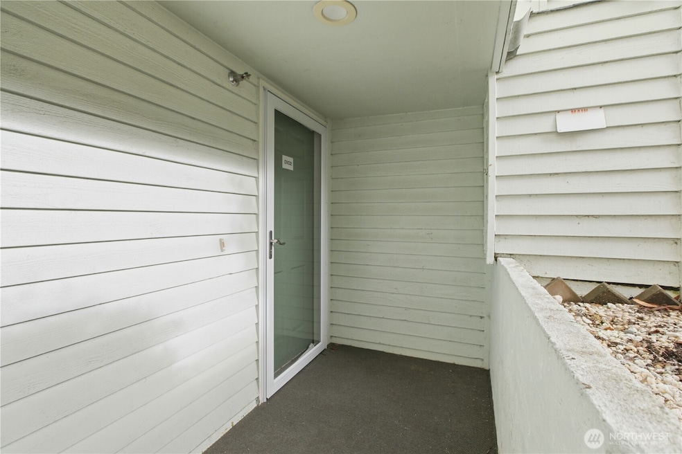 25035 98th Place S unit D-102, Kent, WA 98030 - photo 1