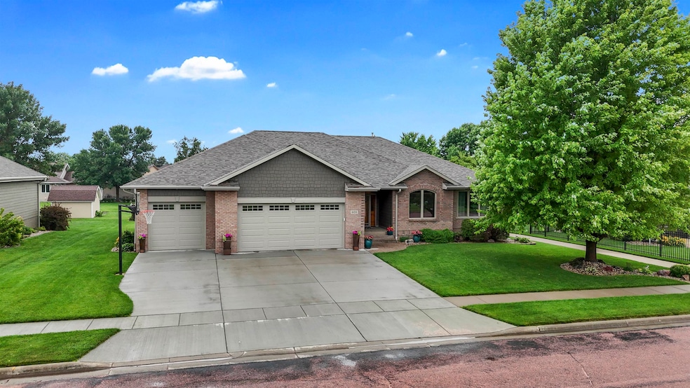 Sold $570,000