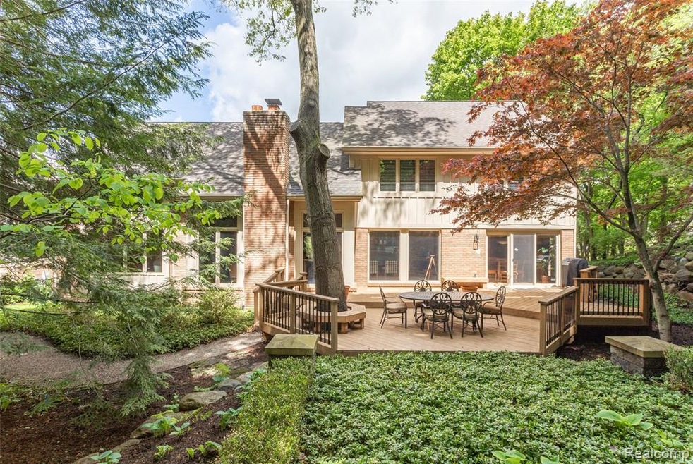 45 Vaughan Ridge Rd, Bloomfield Hills, MI 48304 - photo 1