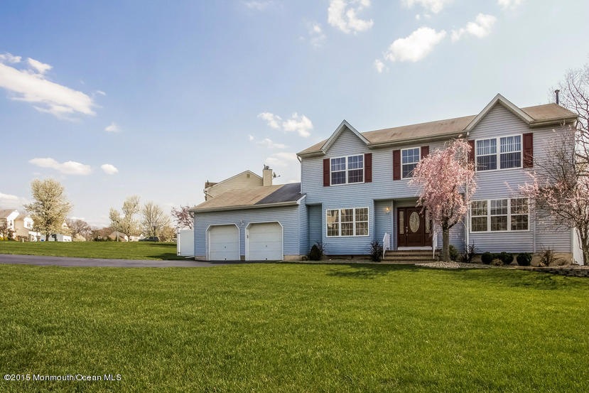 002-Front_View-1596260-mls