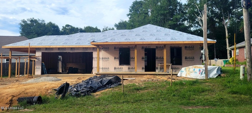 961 Kini St, Diamondhead, MS 39525 - photo 1