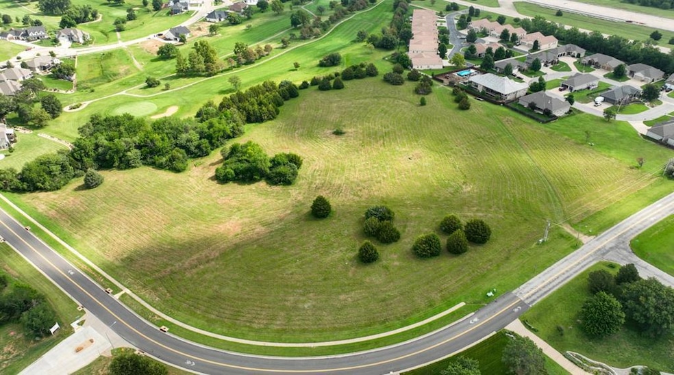 B1 L4 Cedar Point Place, Salina, KS 67401 - photo 1
