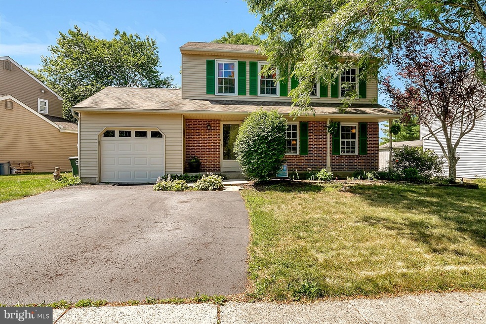 435 Dorchester Ln, Perkasie, PA 18944 - photo 1