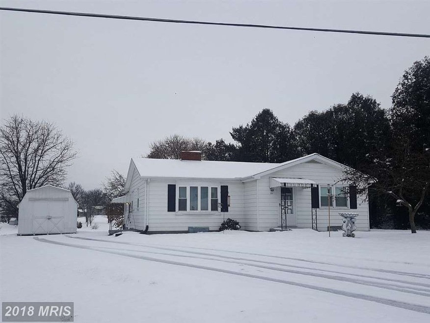 123 Amsley Dr, Chambersburg, PA 17202 - photo 1