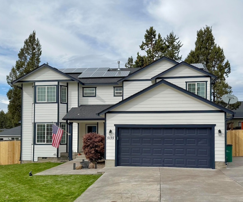 5135 Hickory Ln, Klamath Falls, OR 97601 - photo 1