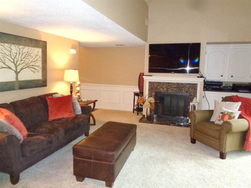 Very spacious living room