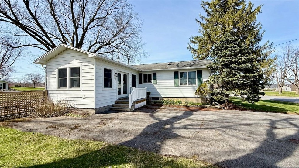 979 Bartnick Road - 3 Bedrooms / 2 Full Bathrooms