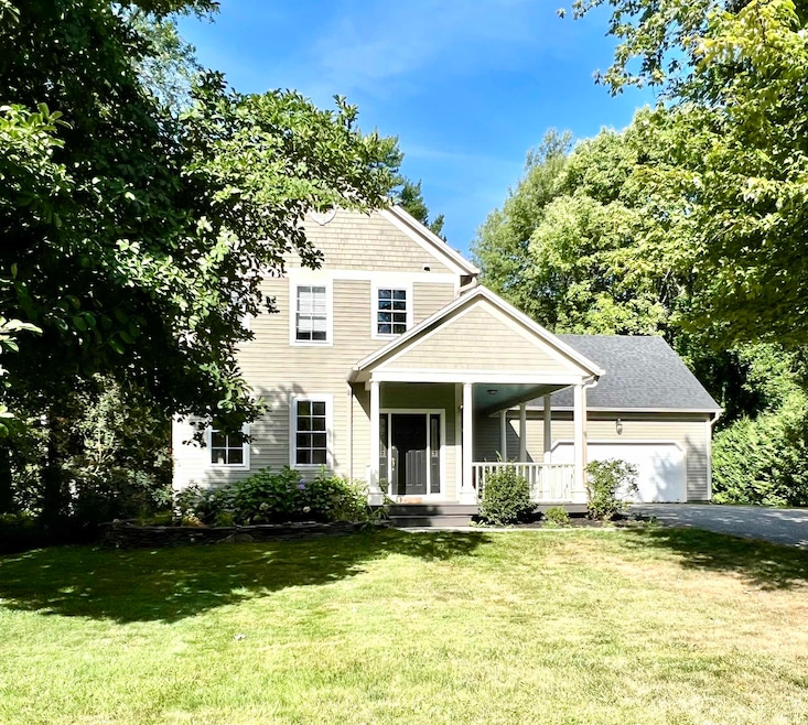 99 Stonegate Ln, Shelburne, VT 05482 - photo 1