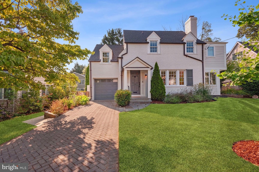 614 Pershing Dr, Silver Spring, MD 20910 - photo 1