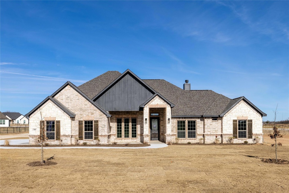 370 Wayward Spur, Springtown, TX 76082 - photo 1