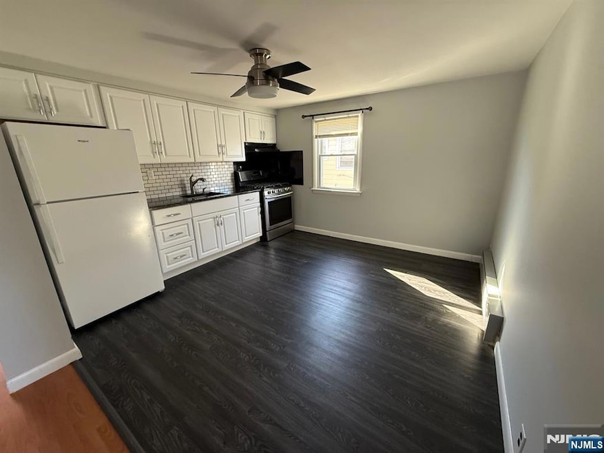618 8th St unit 2, Lyndhurst, NJ 07071 - photo 1