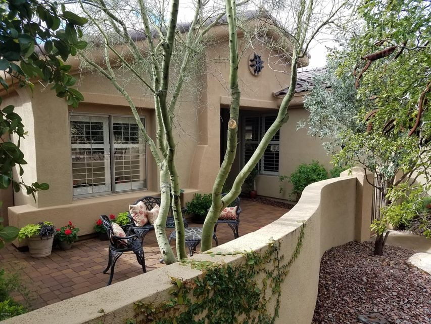 Charming Courtyard Entry